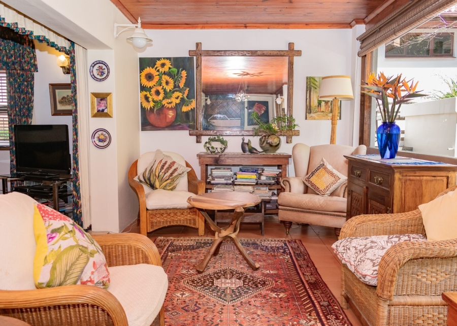 8 Bedroom Property for Sale in Colleen Glen Eastern Cape